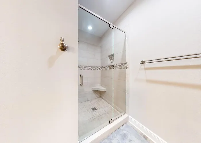 Cotton Creek #1102 Apartment *